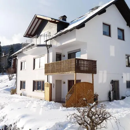 Apartmán Cozy Aparment With Garden Near Ski Area In Dudinghausen Medebach